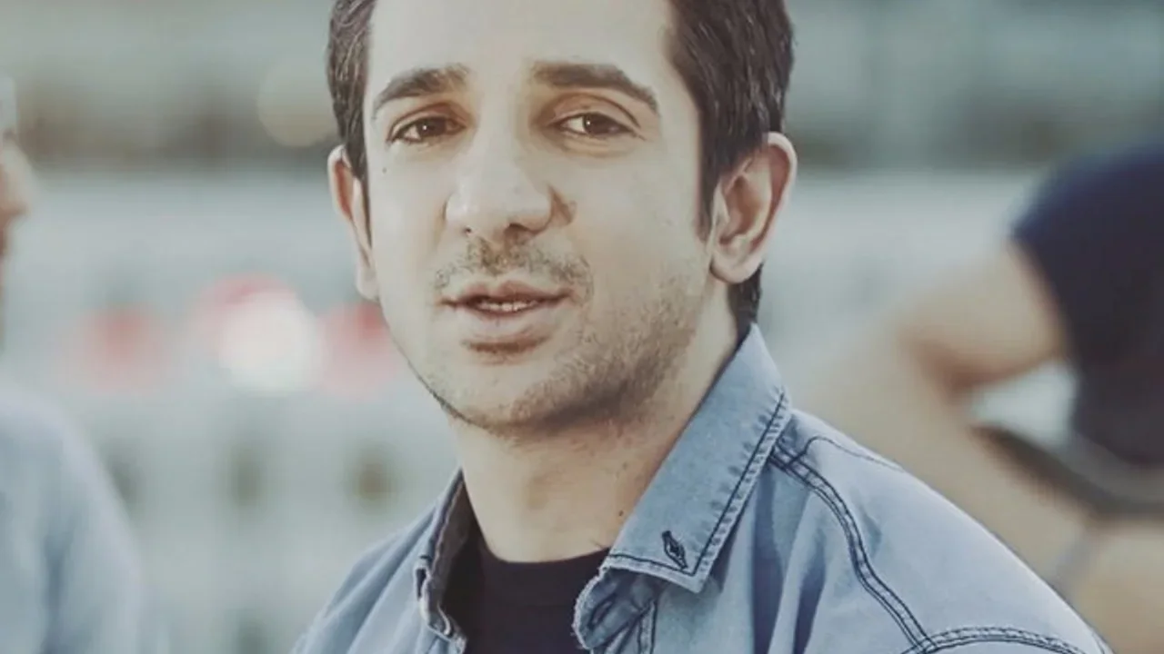 Amirabbas Hasanzadeh - Yadet Mioftam