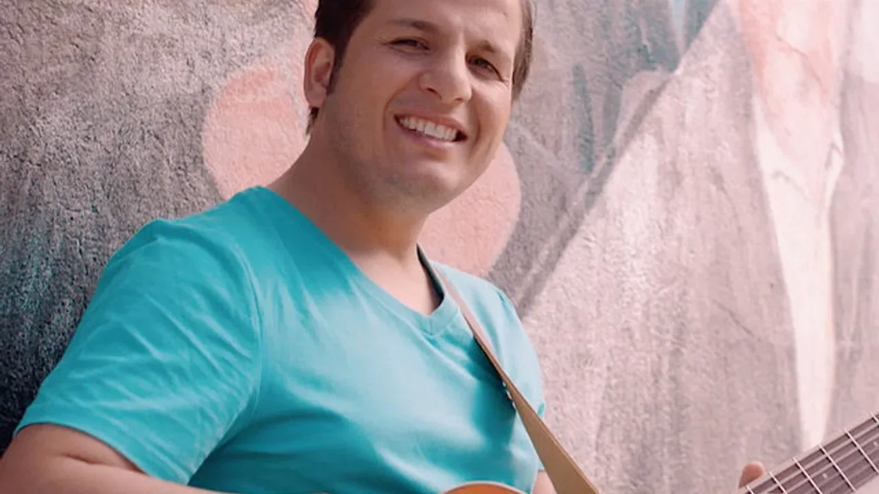 Seyar Walizada - Guitar Bezan