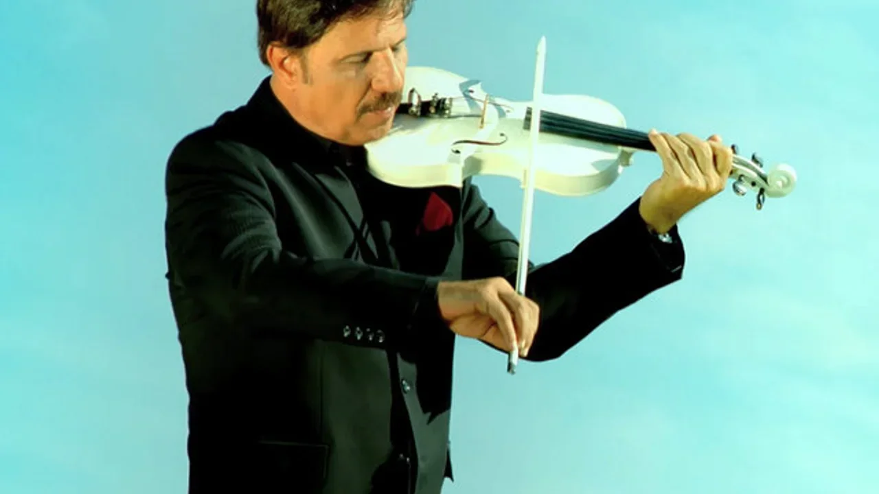 Bijan Mortazavi - Eshveh