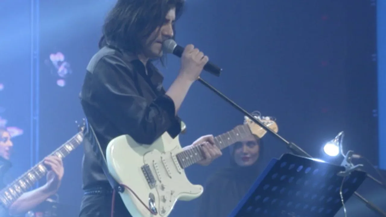 Kaveh Yaghmaei - Jaadeh (Live)