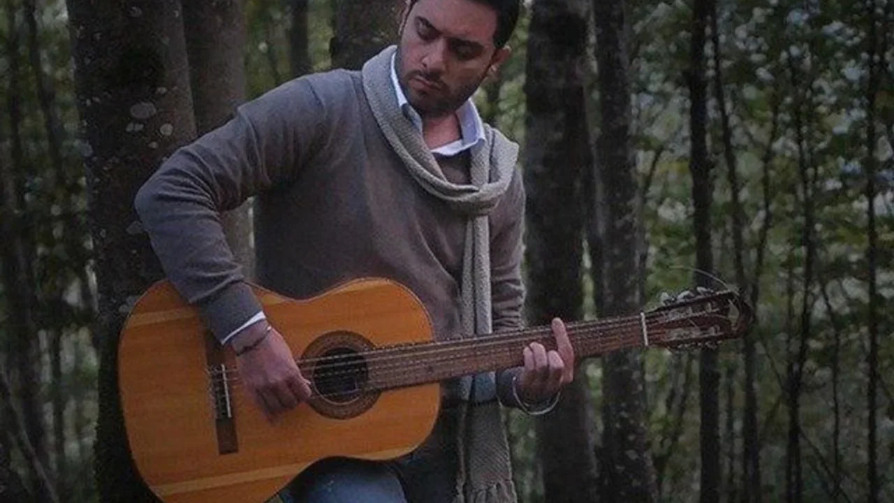 Arash Ardforoushan - Ye Guitar