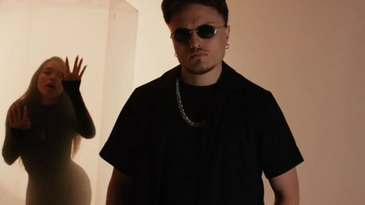 Seyed & Poobon - Atishe