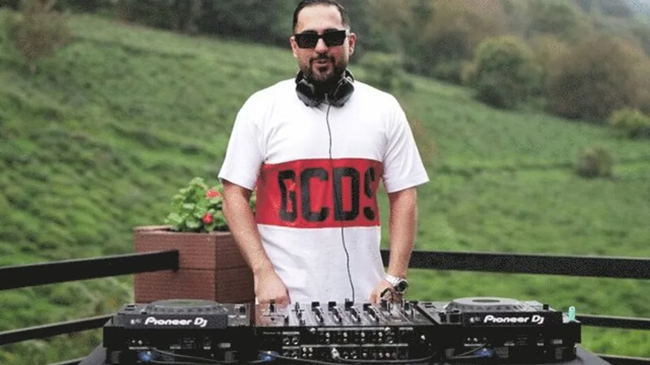 DJ Pooria - Pooste Shir (Remix)