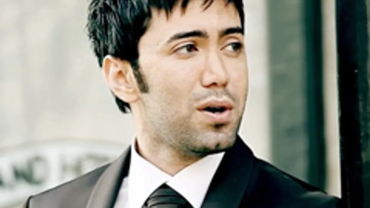 Pouyan - Khianat
