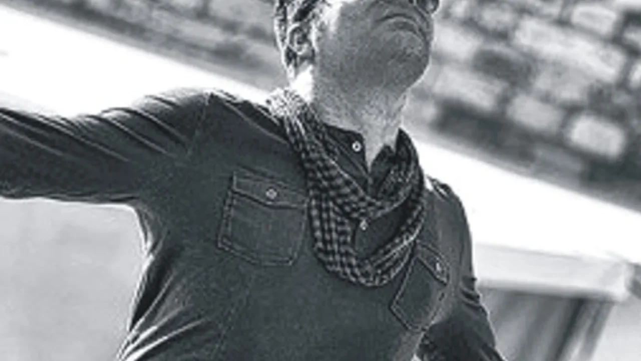 Mehran Atash - Ba Man Ghadam Bezan
