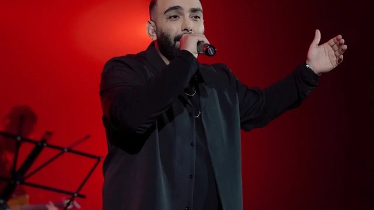 Masoud Sadeghloo - Mosaken (Live)