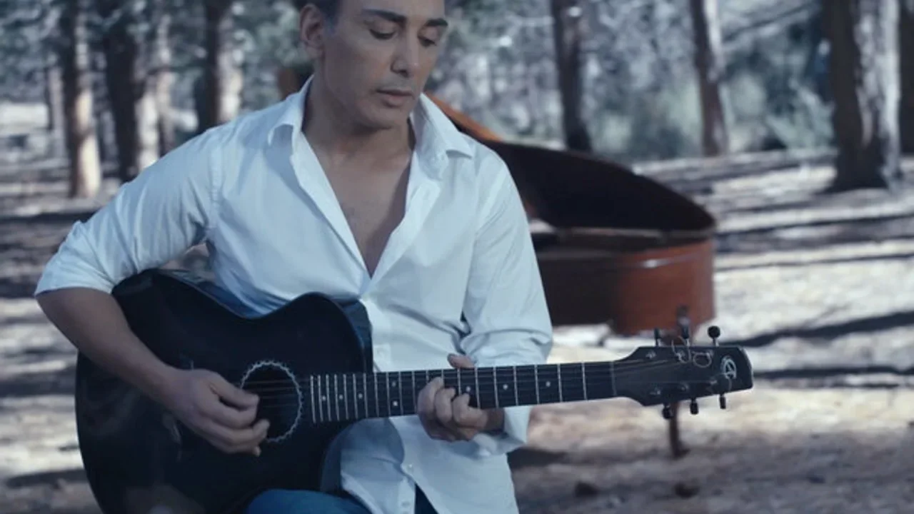 Shadmehr Aghili - Rooze Sard