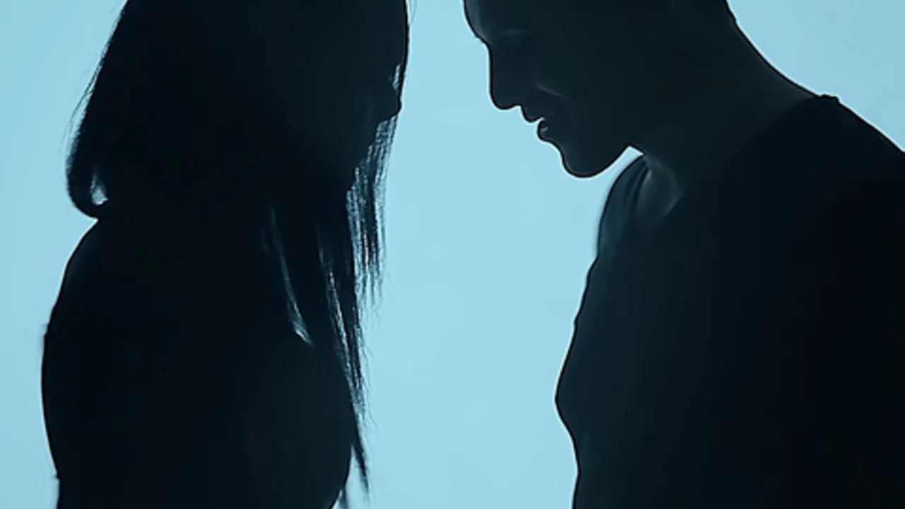 Armin 2AFM - Divoone (Ft Melanie)