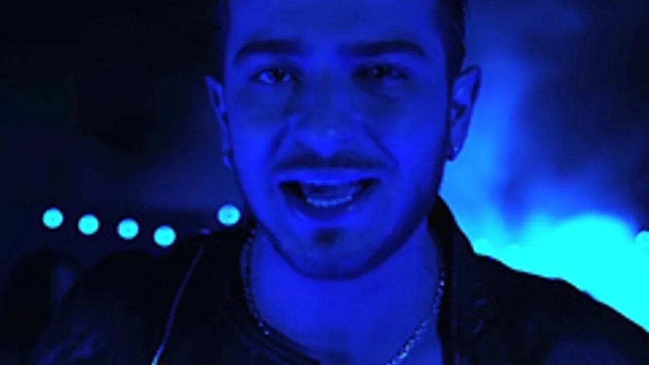 Sami Beigi - Donya Maleh Maast (Ft Erfan)