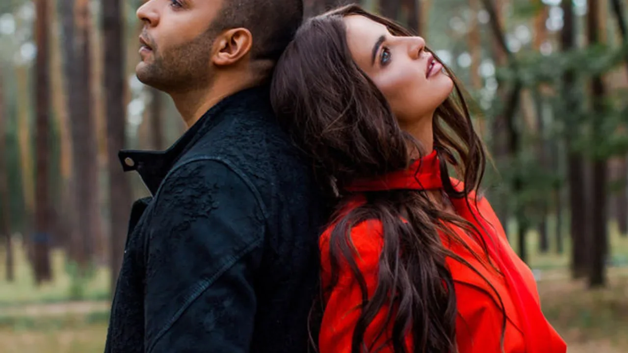 Arash - Dooset Daram (Ft Helena)