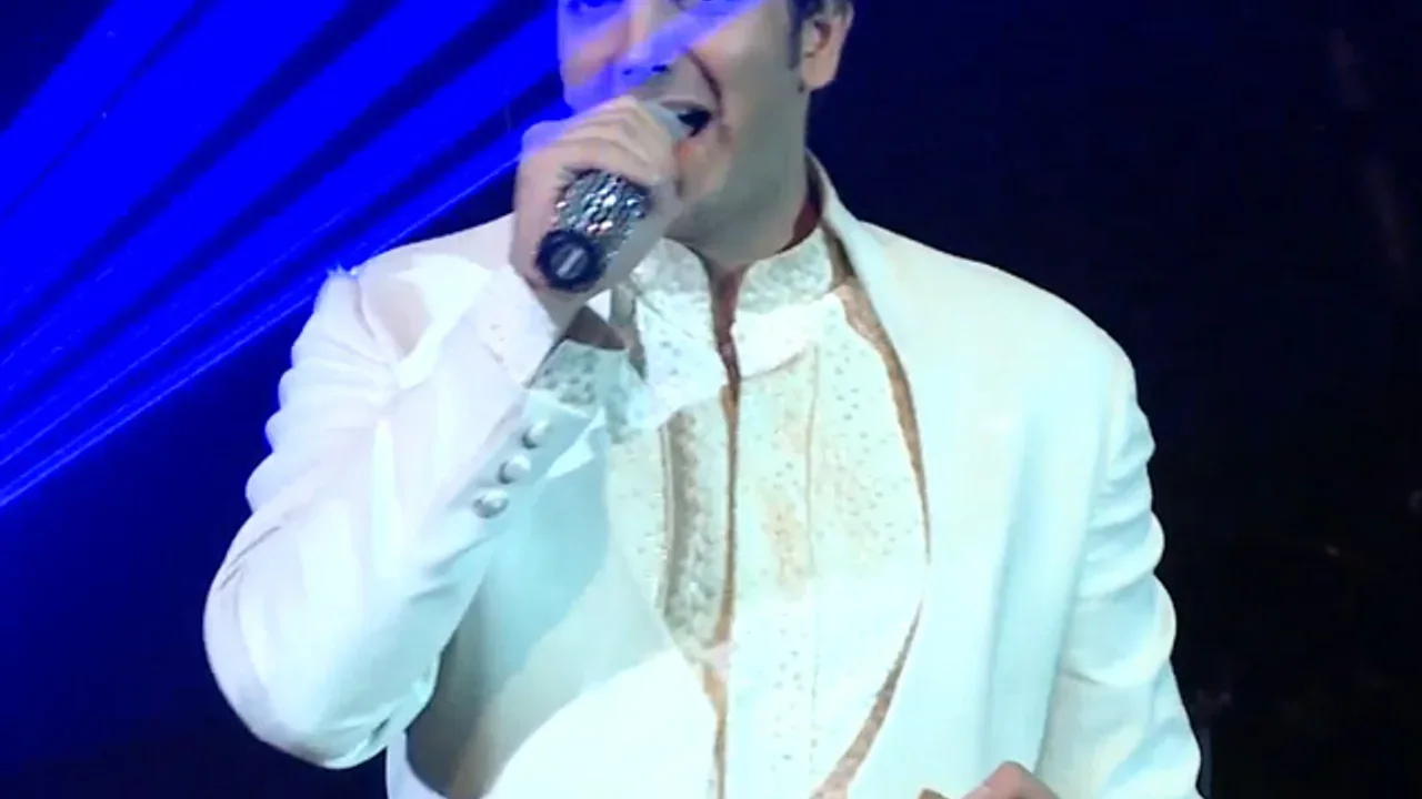 Farzad Farzin - Bache (Live)