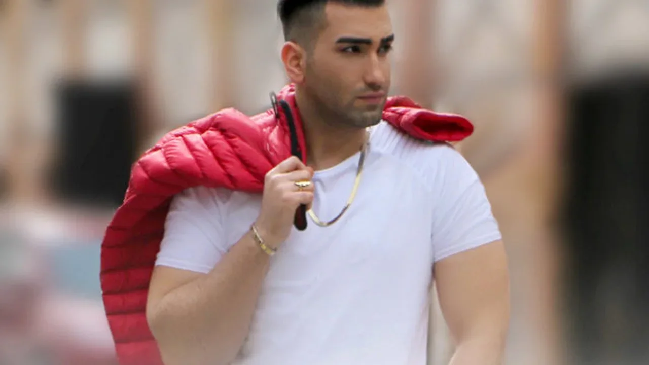 Tohi - Ta Azam Door Shodi (Behind The Scenes)
