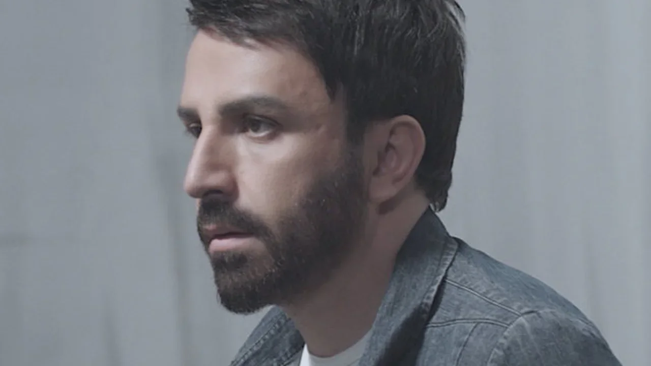 Ali Lohrasbi - Khoshbakhti