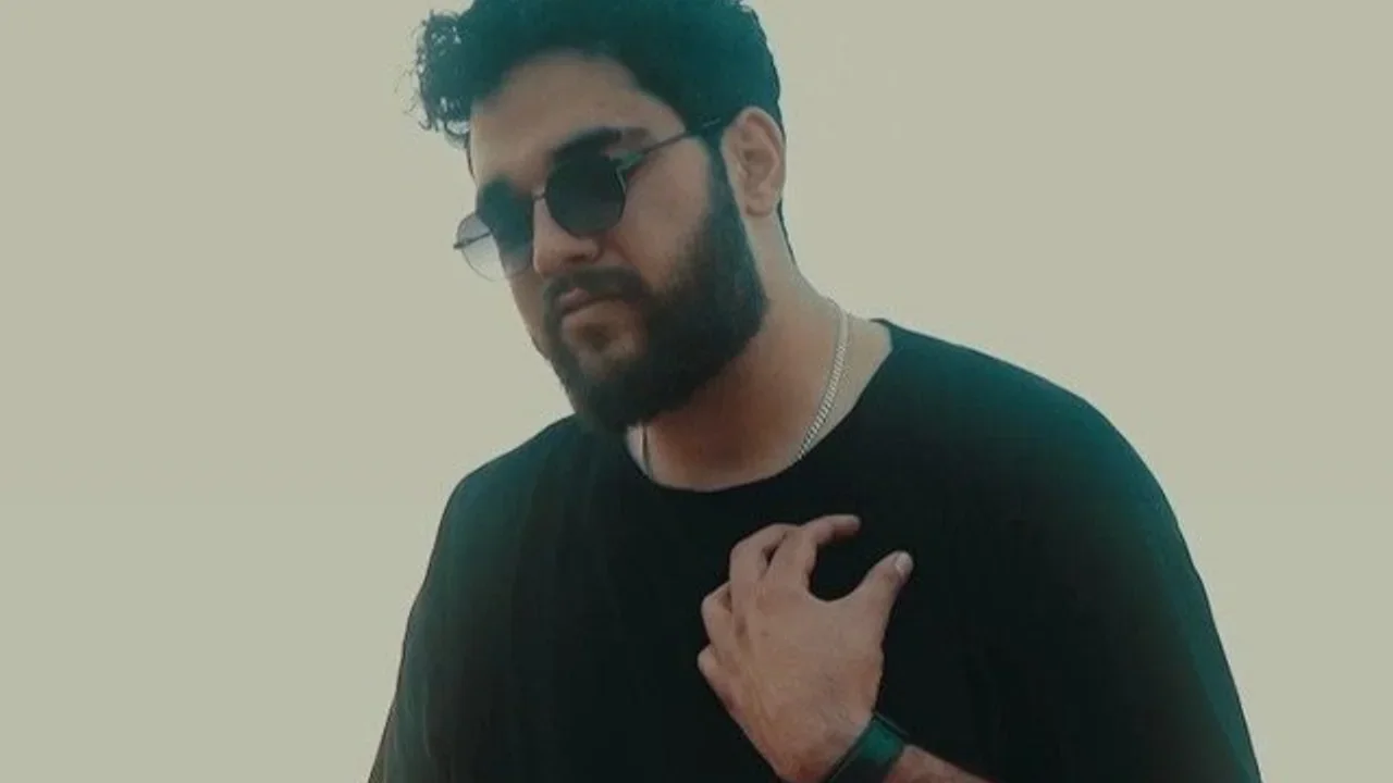 Amin Garoosi - Koja Gomet Kardam