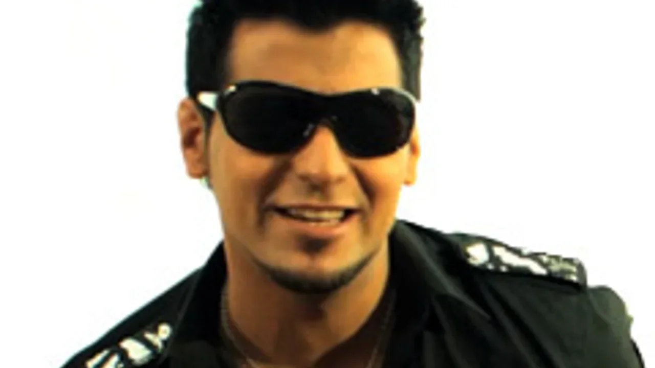 Valy - Aatish Beh Delam