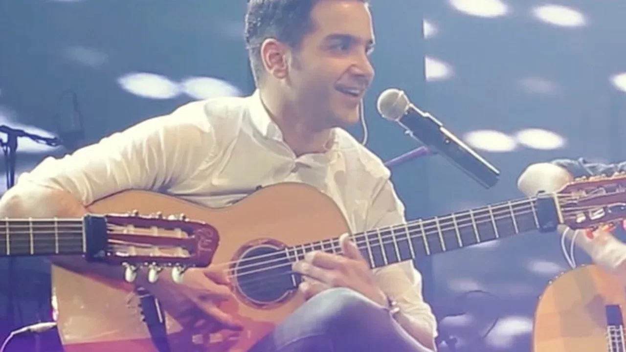 Mohsen Yeganeh - Behet Ghol Midam (Live)