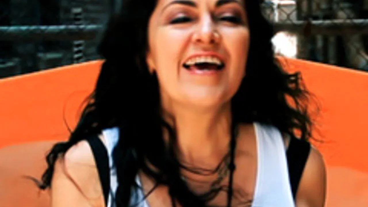 Rana Farhan - How Sweet The Sugar