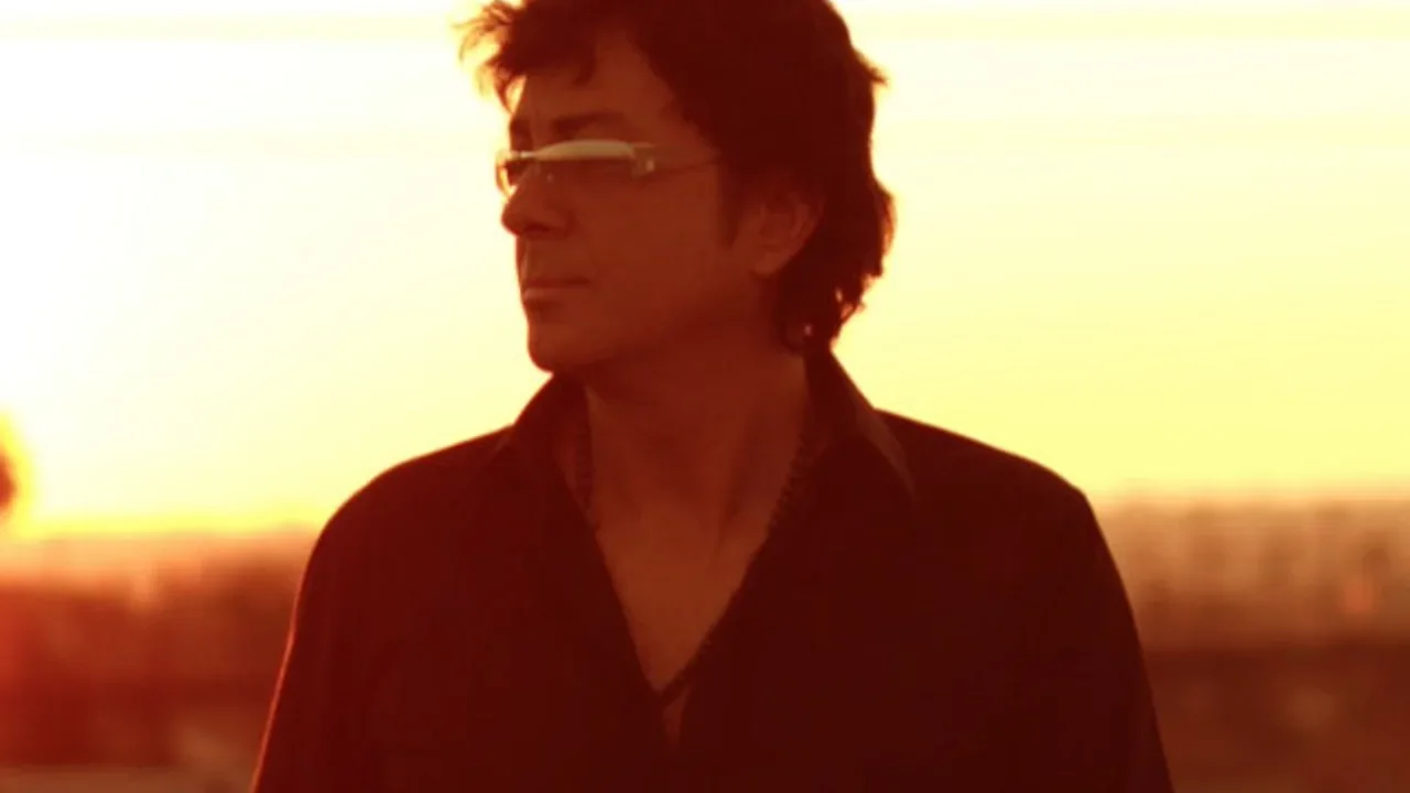 Farshid Amin - Mikhamet