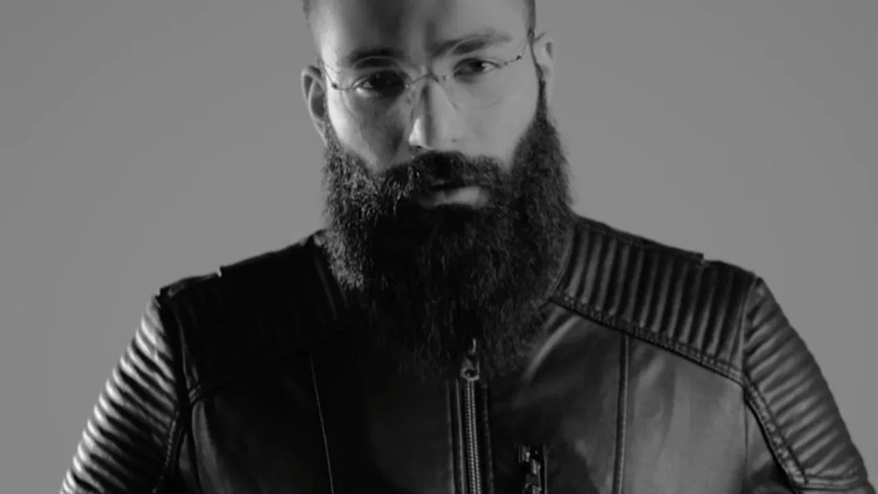 Hamid Sefat - Fake