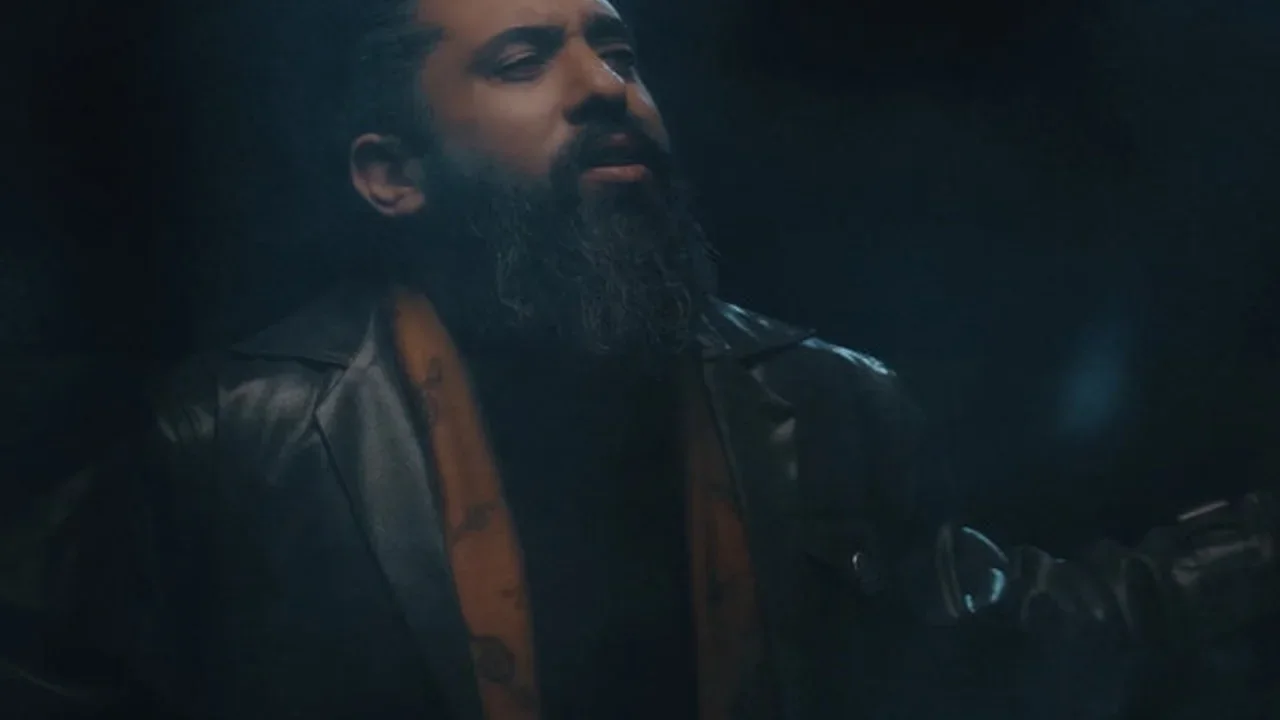Roozbeh Nematollahi - Nakone Ashegh Shodam