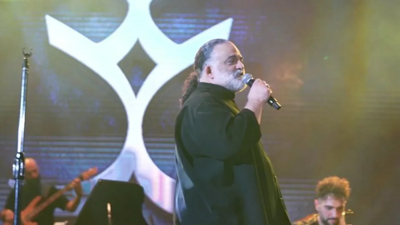 Alireza Assar - Ey Asheghan (Live)