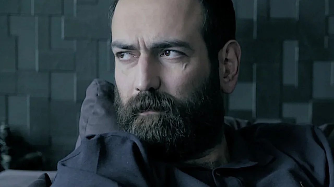 Chegorz - Bargard Khoone (Ft Ardeshir Shirazi)