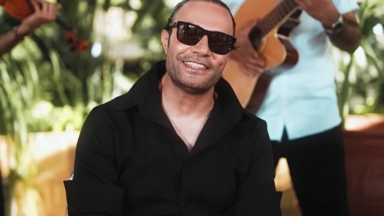Amin Shekarshekan - Atish Pareh